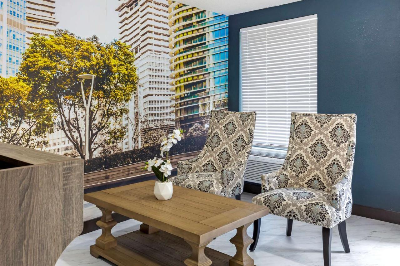 Suburban Extended Stay Hotel Ρόλι Εξωτερικό φωτογραφία